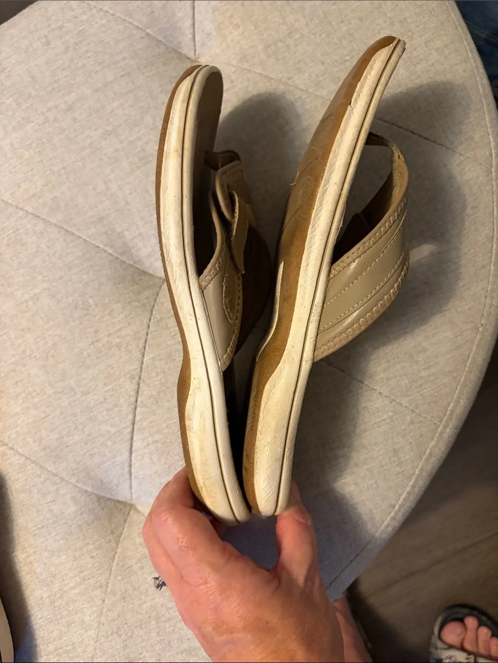 Clarks Women's Tan Floral Footbed Flip Flop Sandals